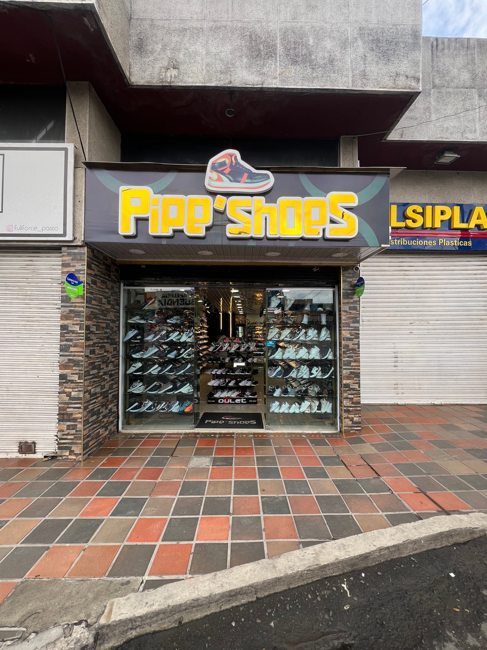 Tienda f&iacute;sica